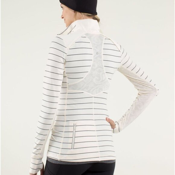 Lululemon - 6 - Star Runner 1/2-Zip Pullover in Slolom Stripe Angel Wing - LACE - Picture 10 of 13